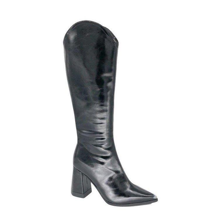 Airy Suede Boots