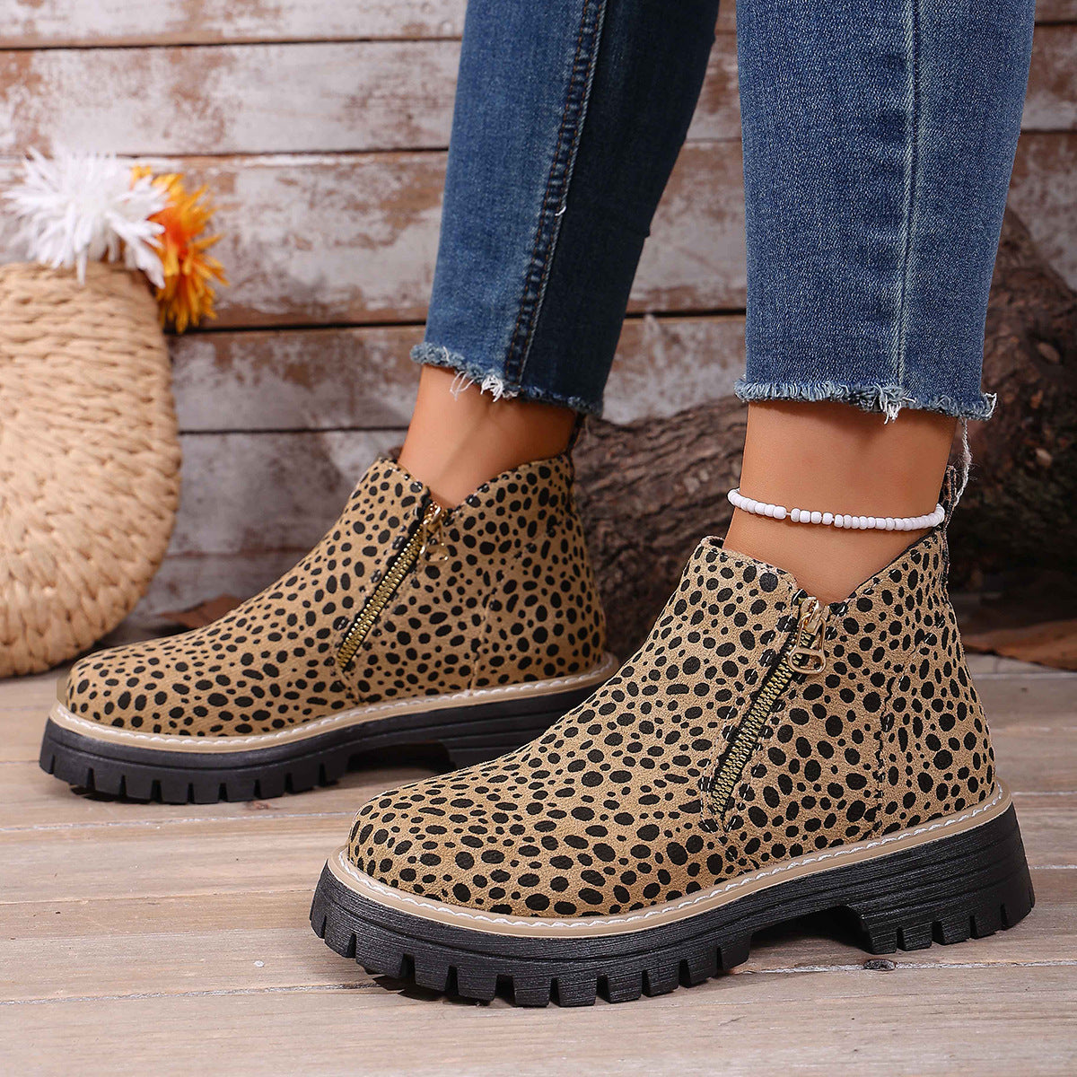 Resort Pointed Boots