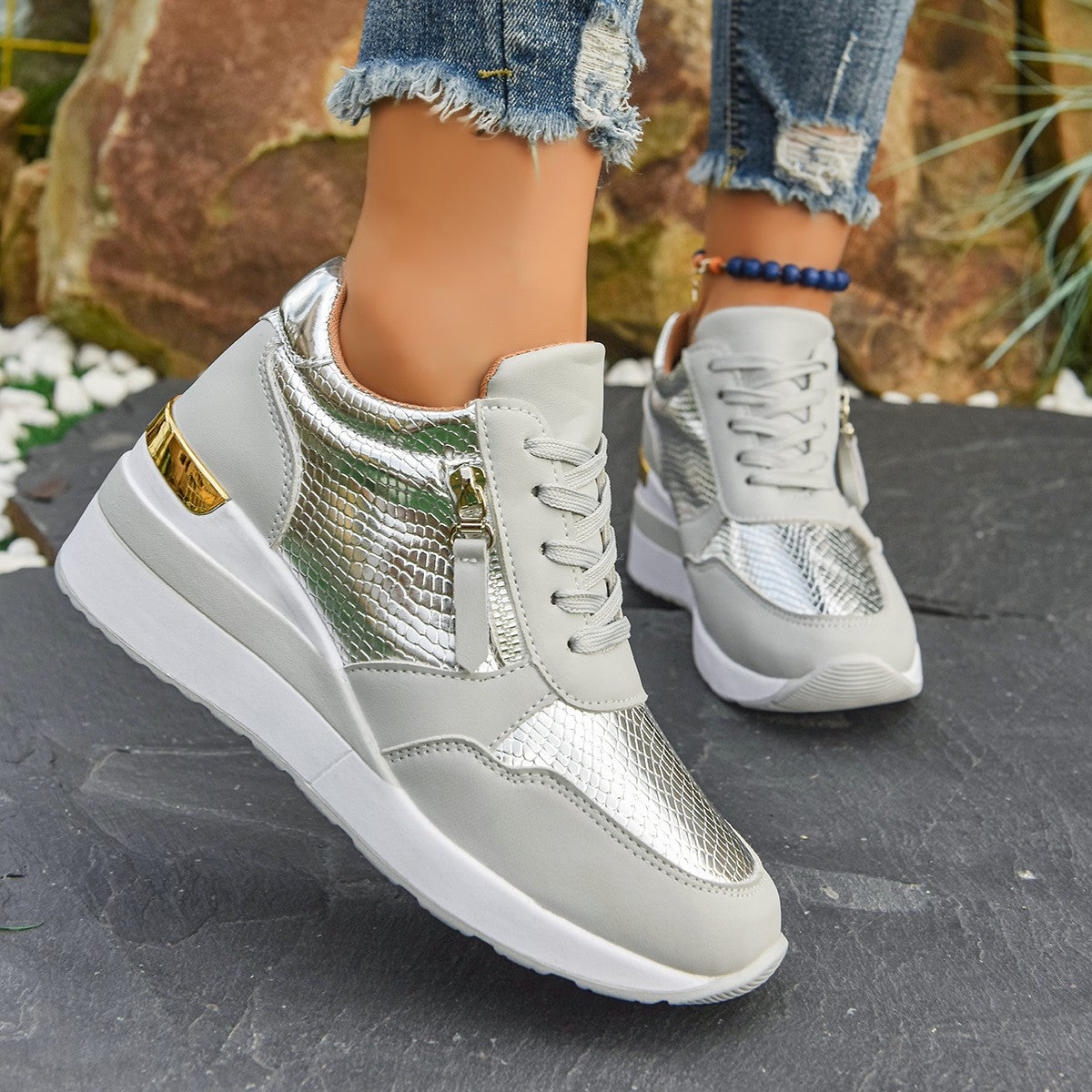 Travel Modern Sneakers