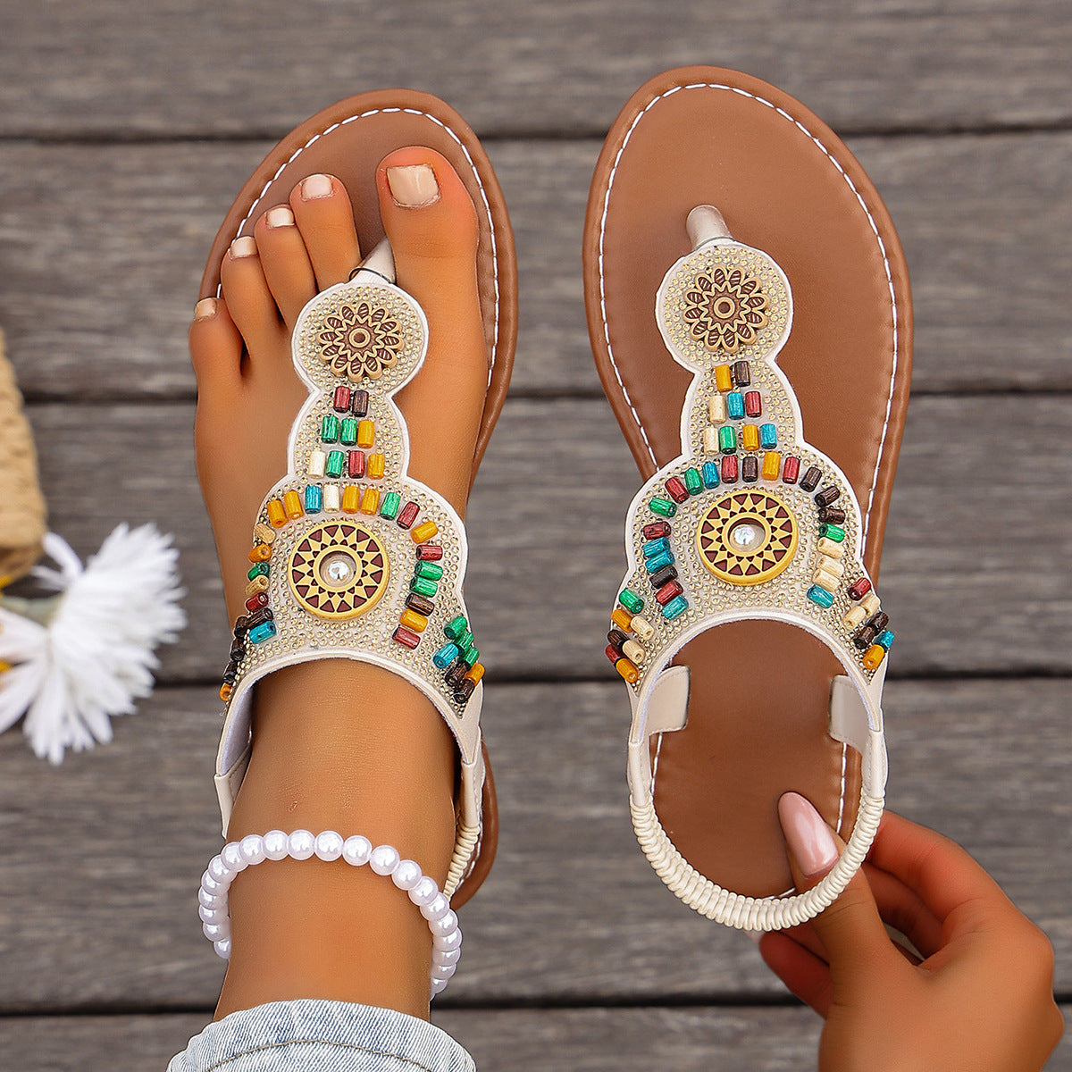 Clean Resort Sandals