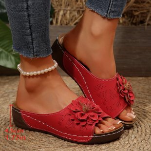 Clean Classic Sandals