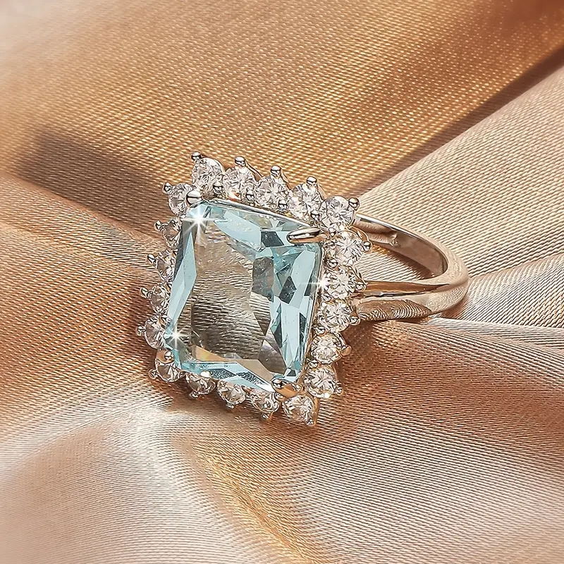 Modern Dainty Jewelry
