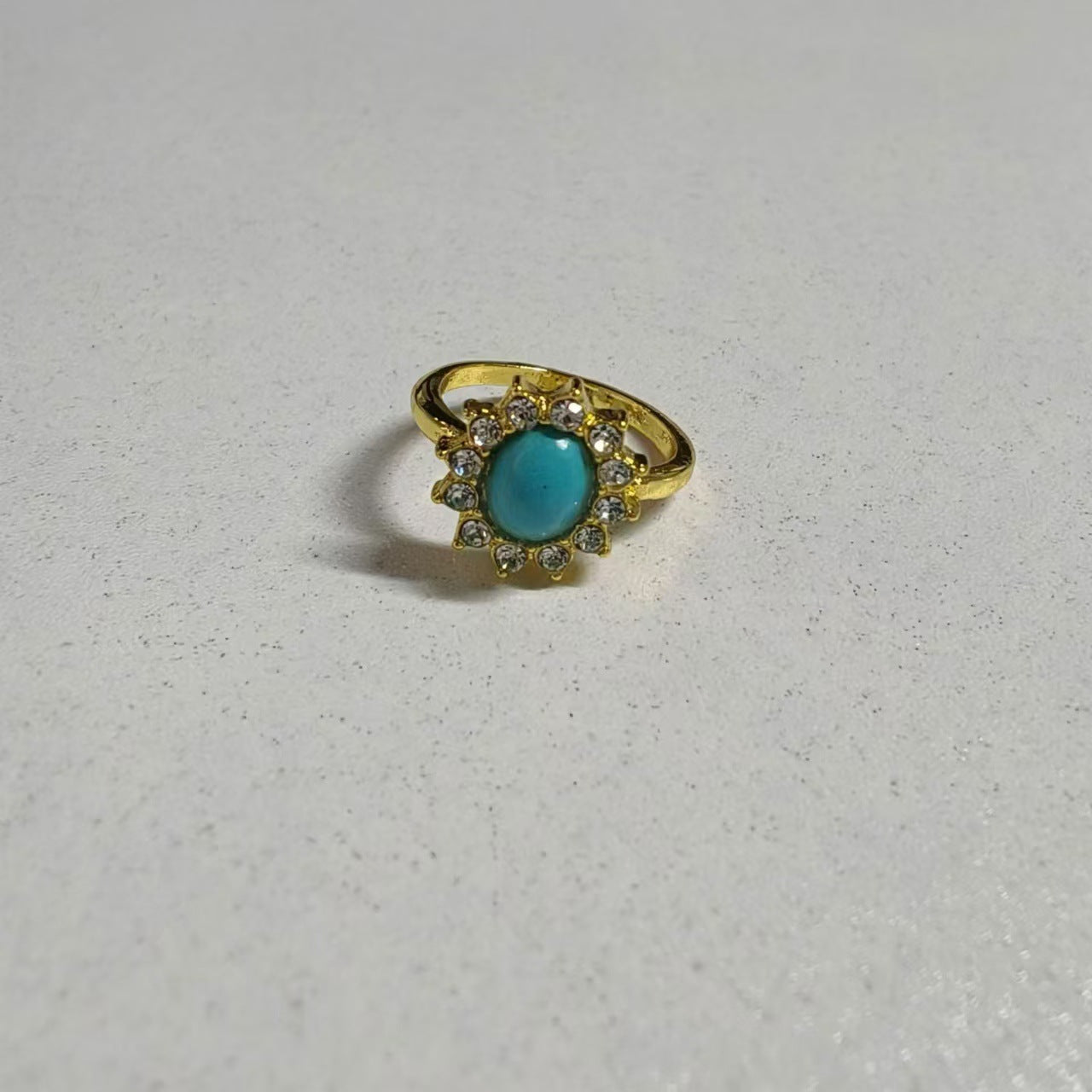 Romantic Gold Jewelry