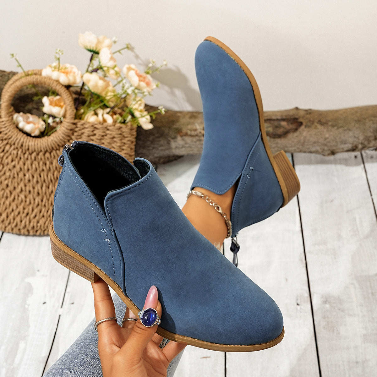 Everyday Pointed Boots