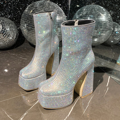 Sunny Chelsea Boots