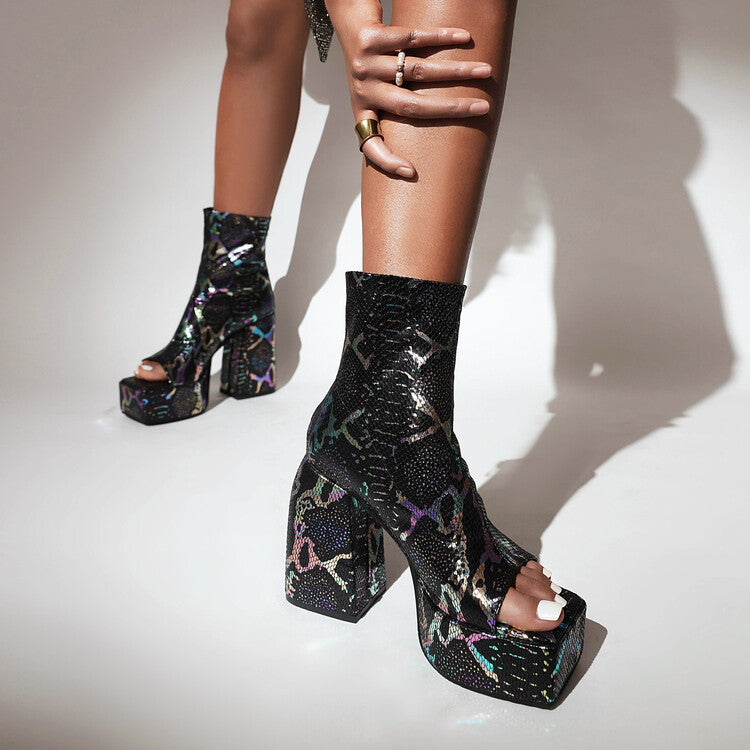 Walking Everyday Sandals