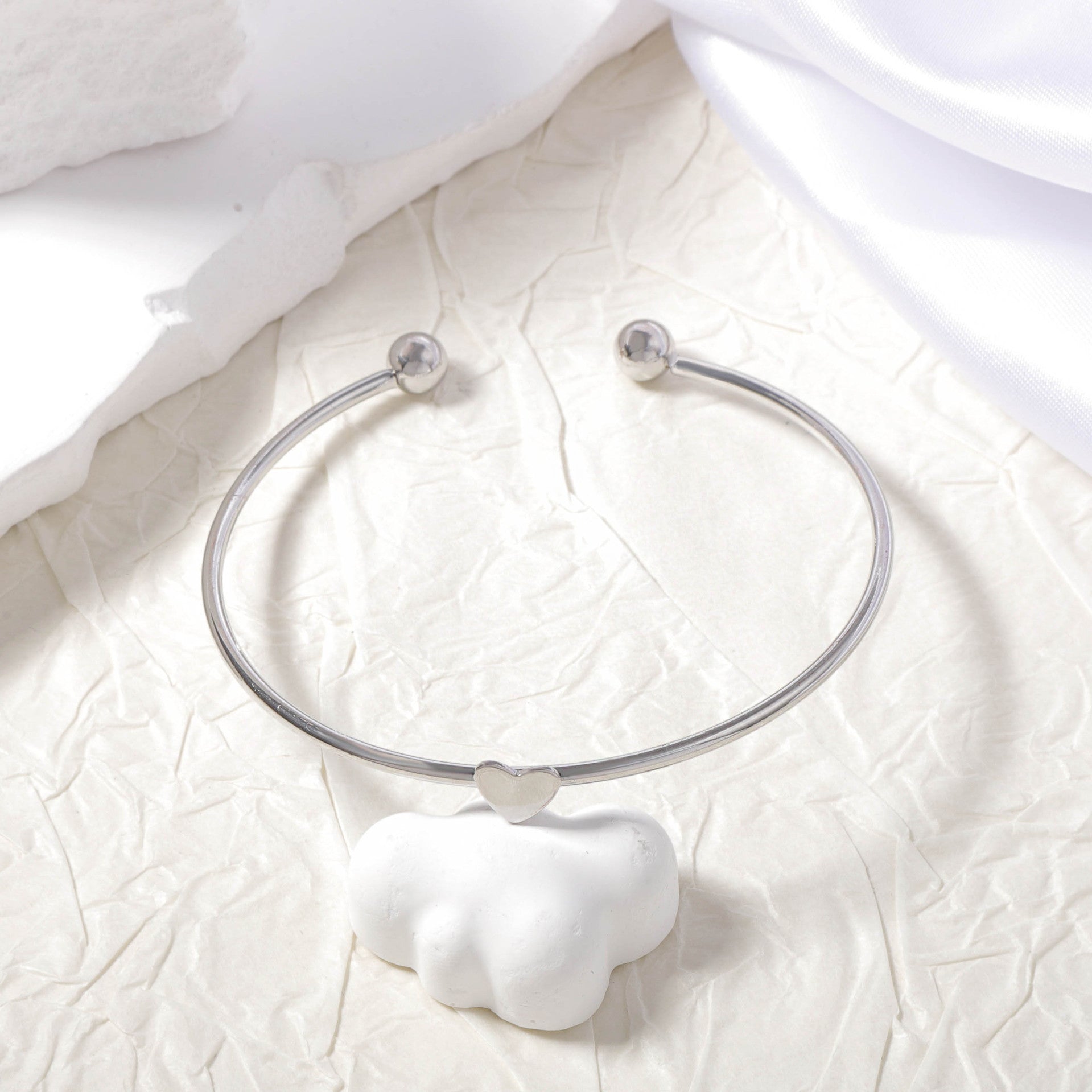 Soft Minimal Jewelry