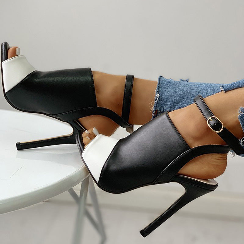 Clean Wedge Sandals
