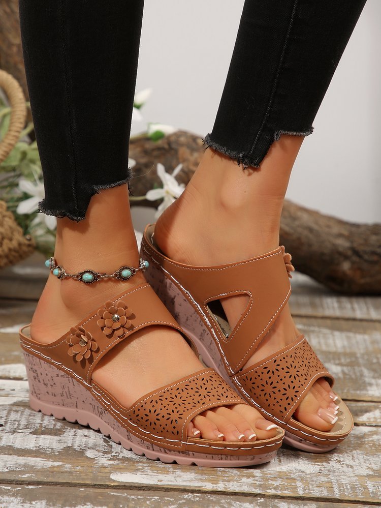 Travel Buckled Sandals