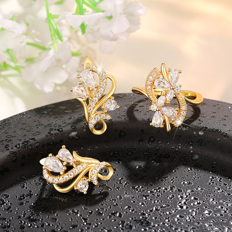 Vintage Floral Jewelry