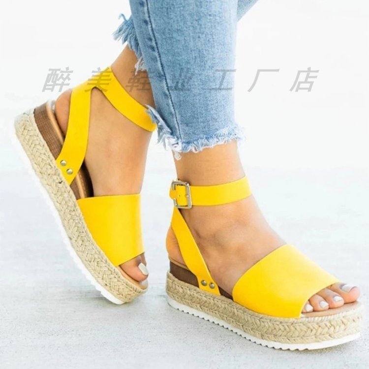 Clean Lightweight Sandals
