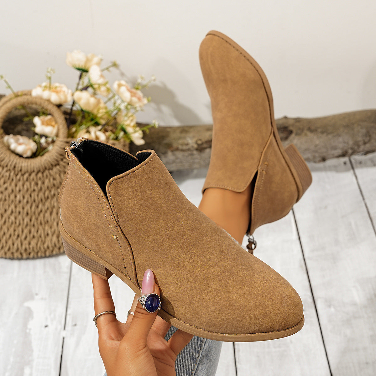 Everyday Pointed Boots