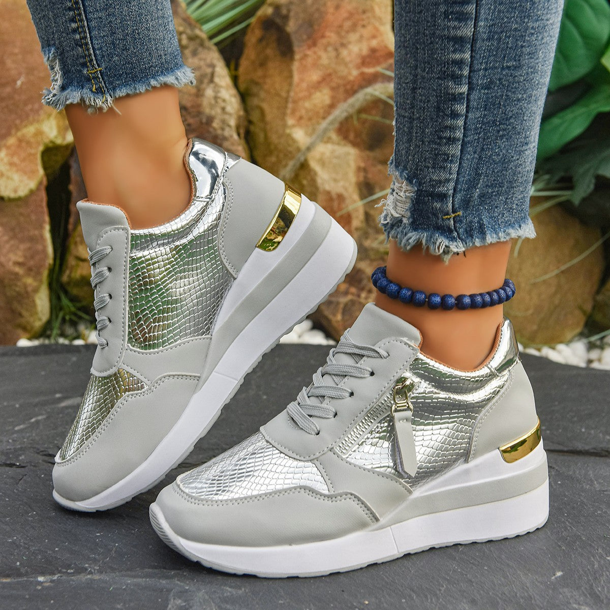 Travel Modern Sneakers