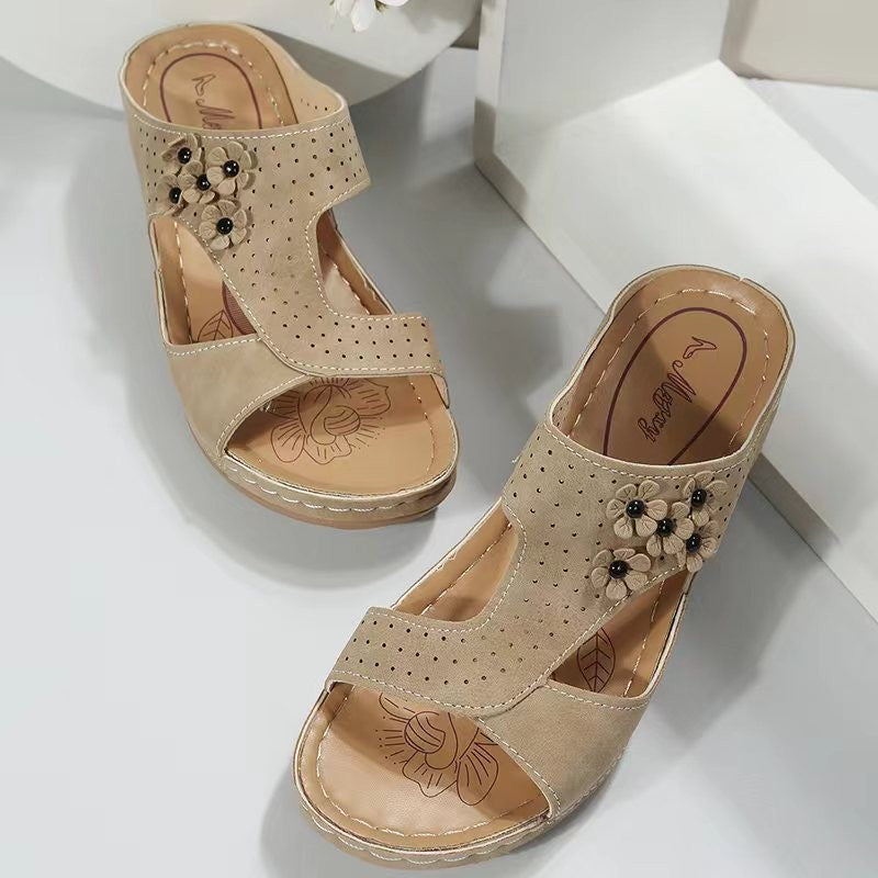 Everyday Metallic Sandals