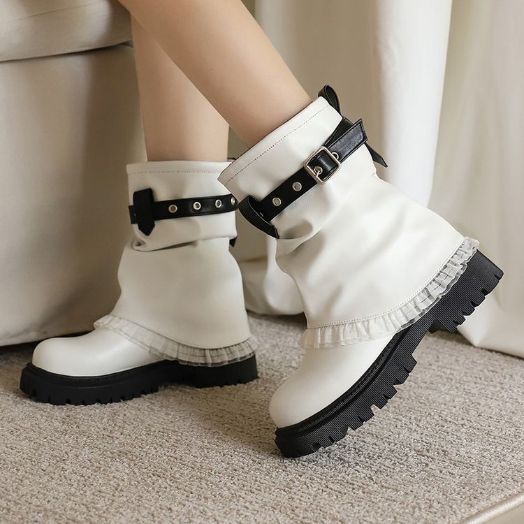 Light Everyday Boots