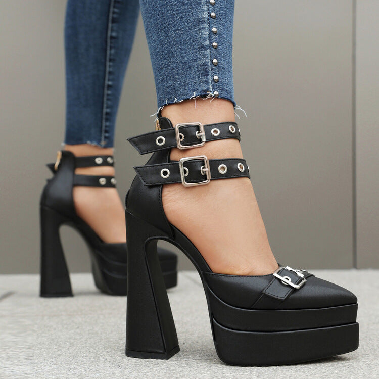 Clean Flat Sandals