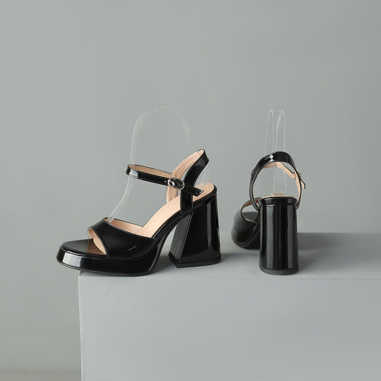 Daily Minimal Sandals