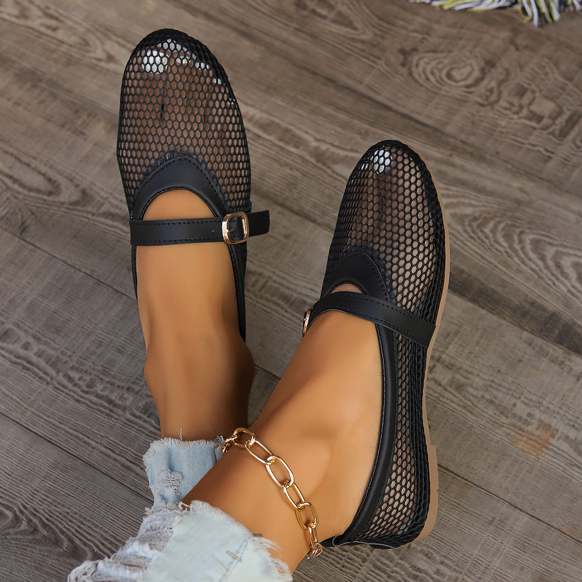 Weekend Cushioned Sandals