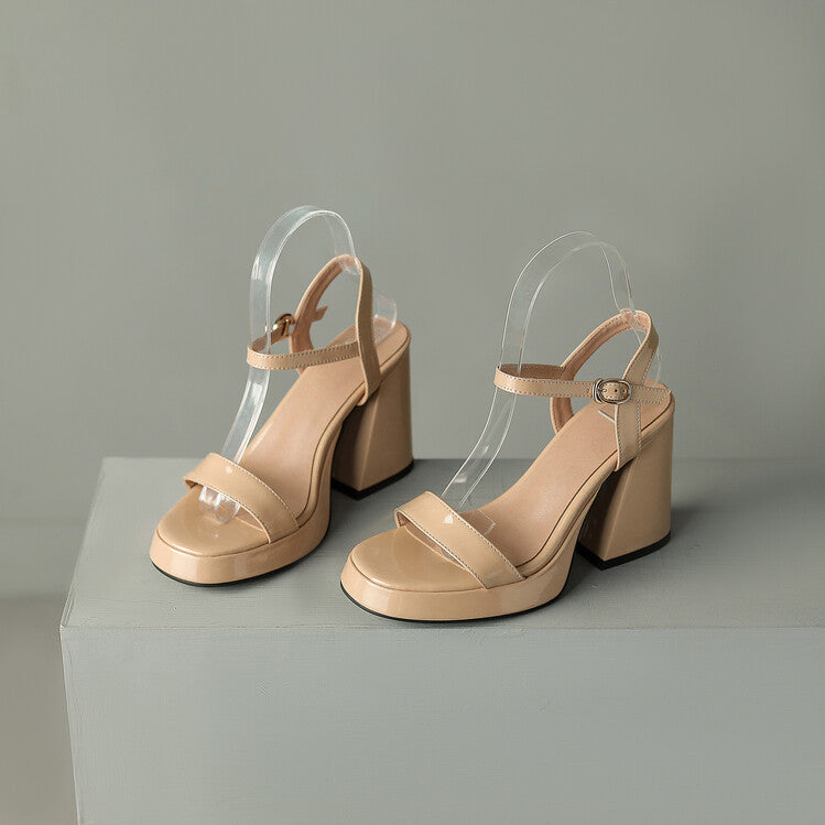Weekend Cushioned Sandals