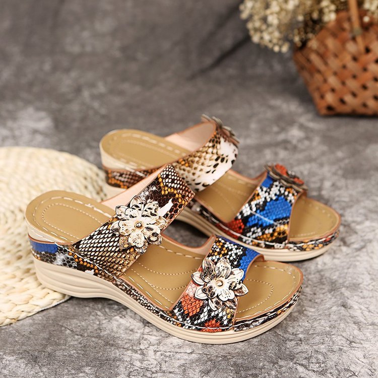 Light Minimal Sandals