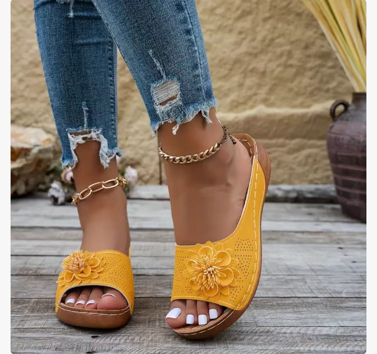 Comfortable Woven Sandals