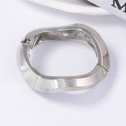 Timeless Elegant Jewelry