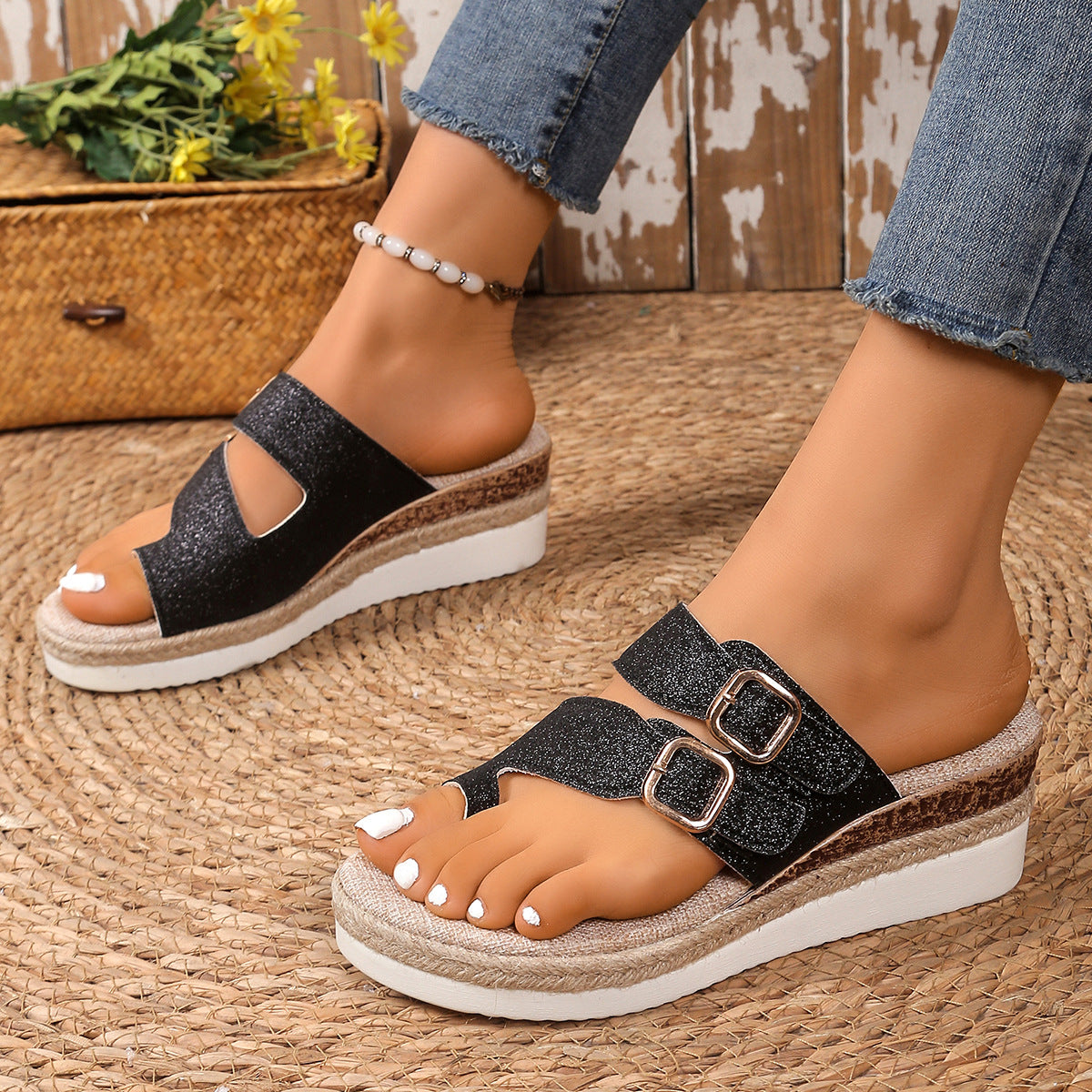 Relaxed Cushioned Sandals