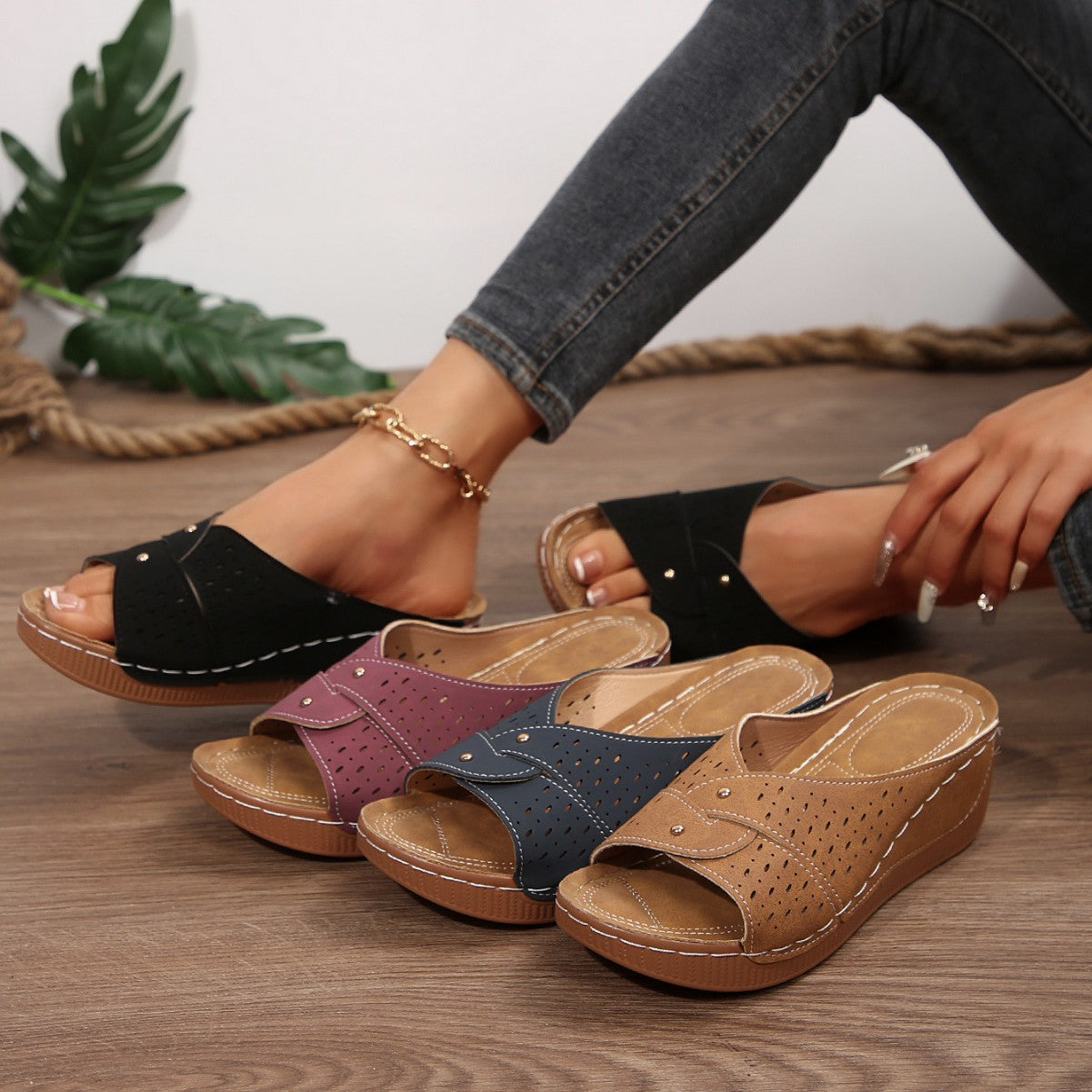 Natural Soft Sandals
