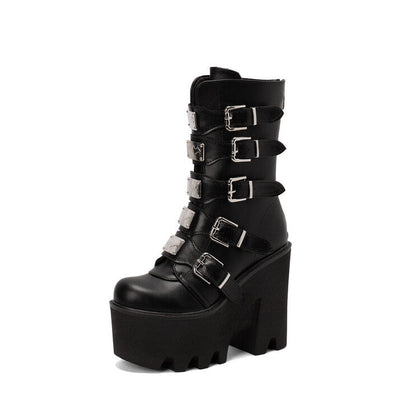 Airy Winter Boots