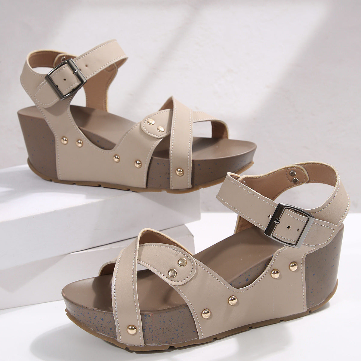Sunny Classic Sandals