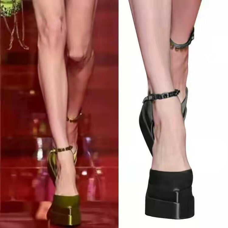 Simple Heeled Sandals