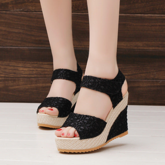 Sunny Strappy Sandals