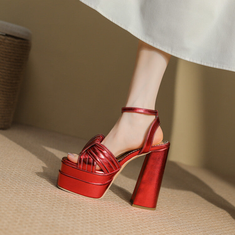 Weekend Platform Sandals
