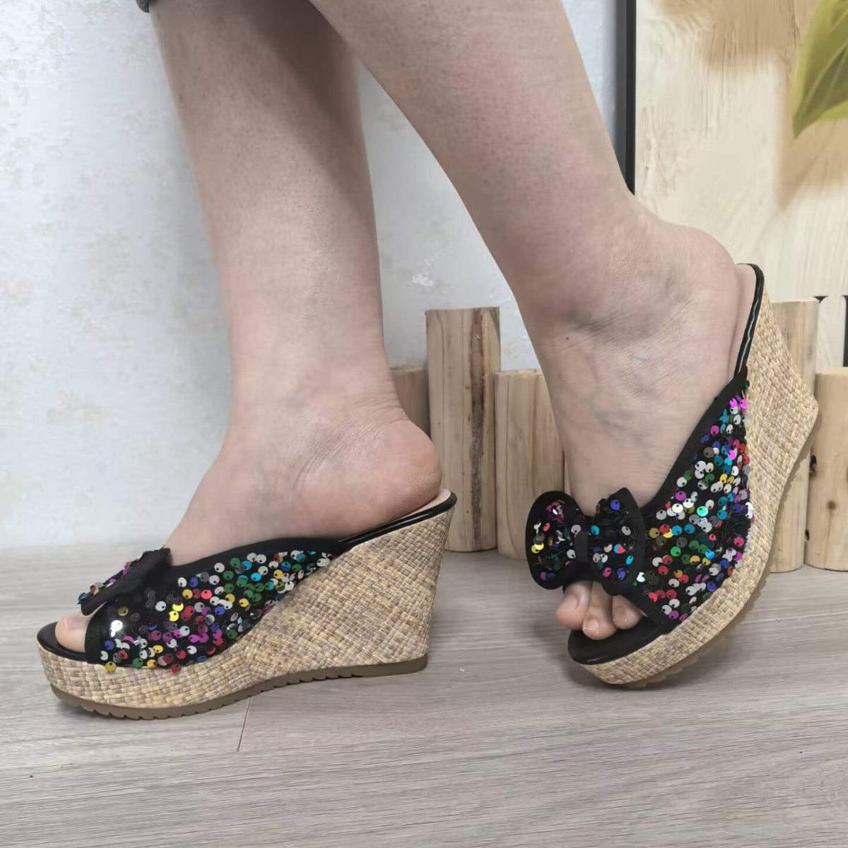 Resort Flat Sandals