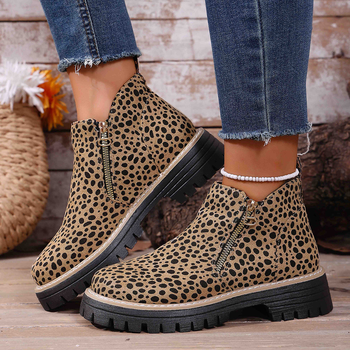 Resort Pointed Boots