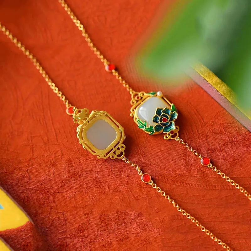 Vintage Romantic Jewelry