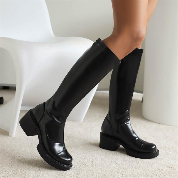 Minimal Autumn Boots