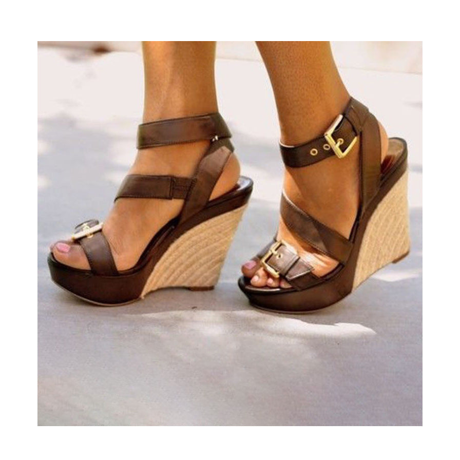 Sunny Classic Sandals