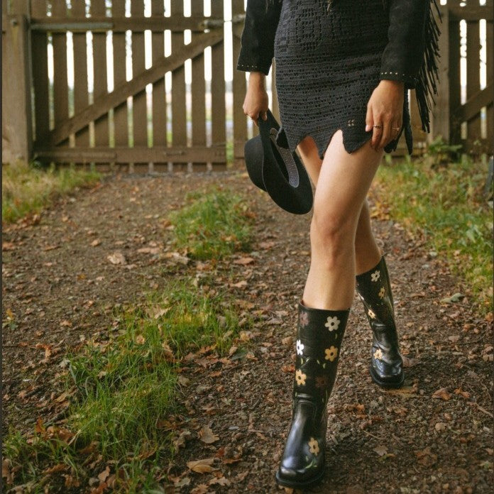 Modern Autumn Boots