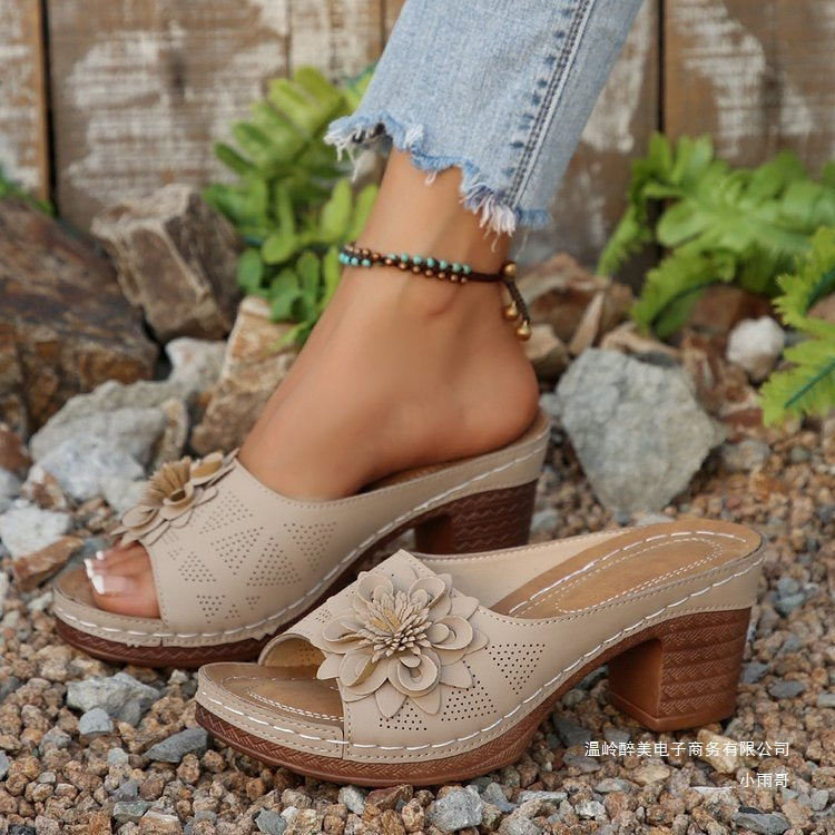 Airy Classic Sandals