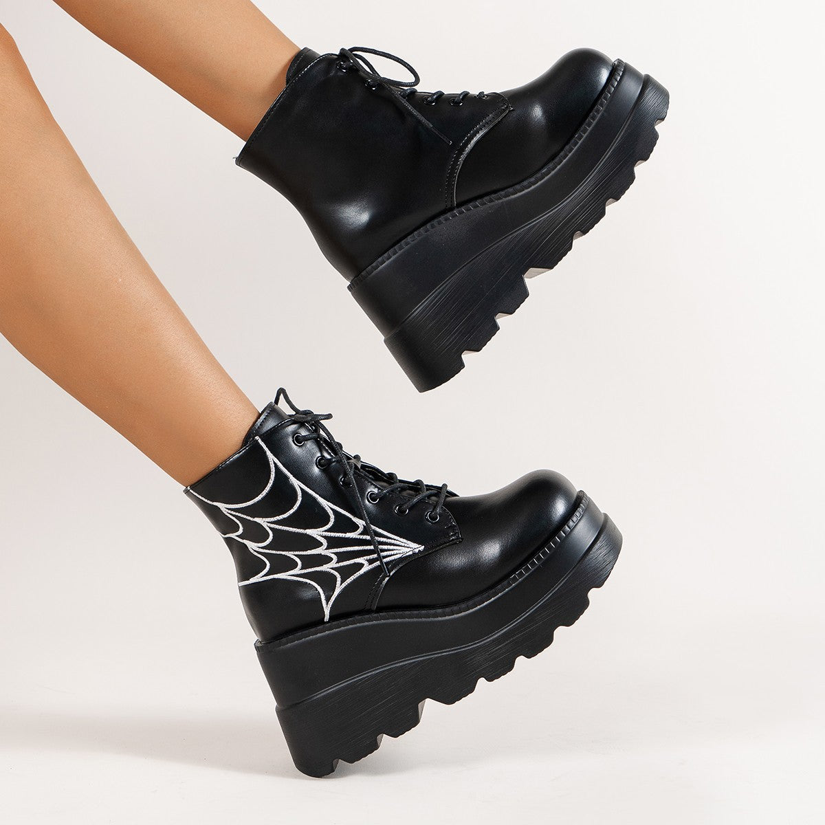 Easy Lug-Sole Boots
