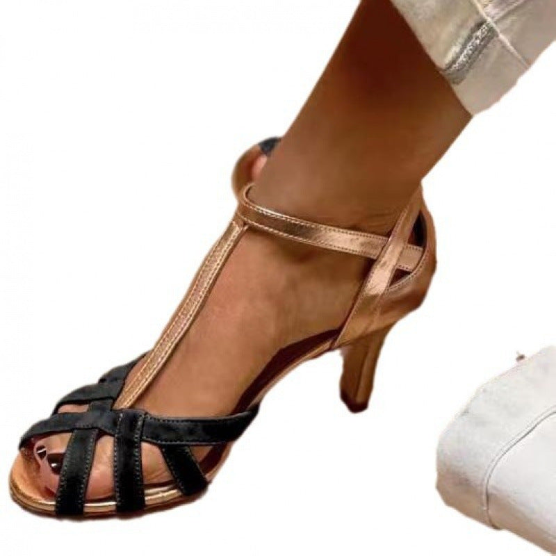 Relaxed Vacation Sandals