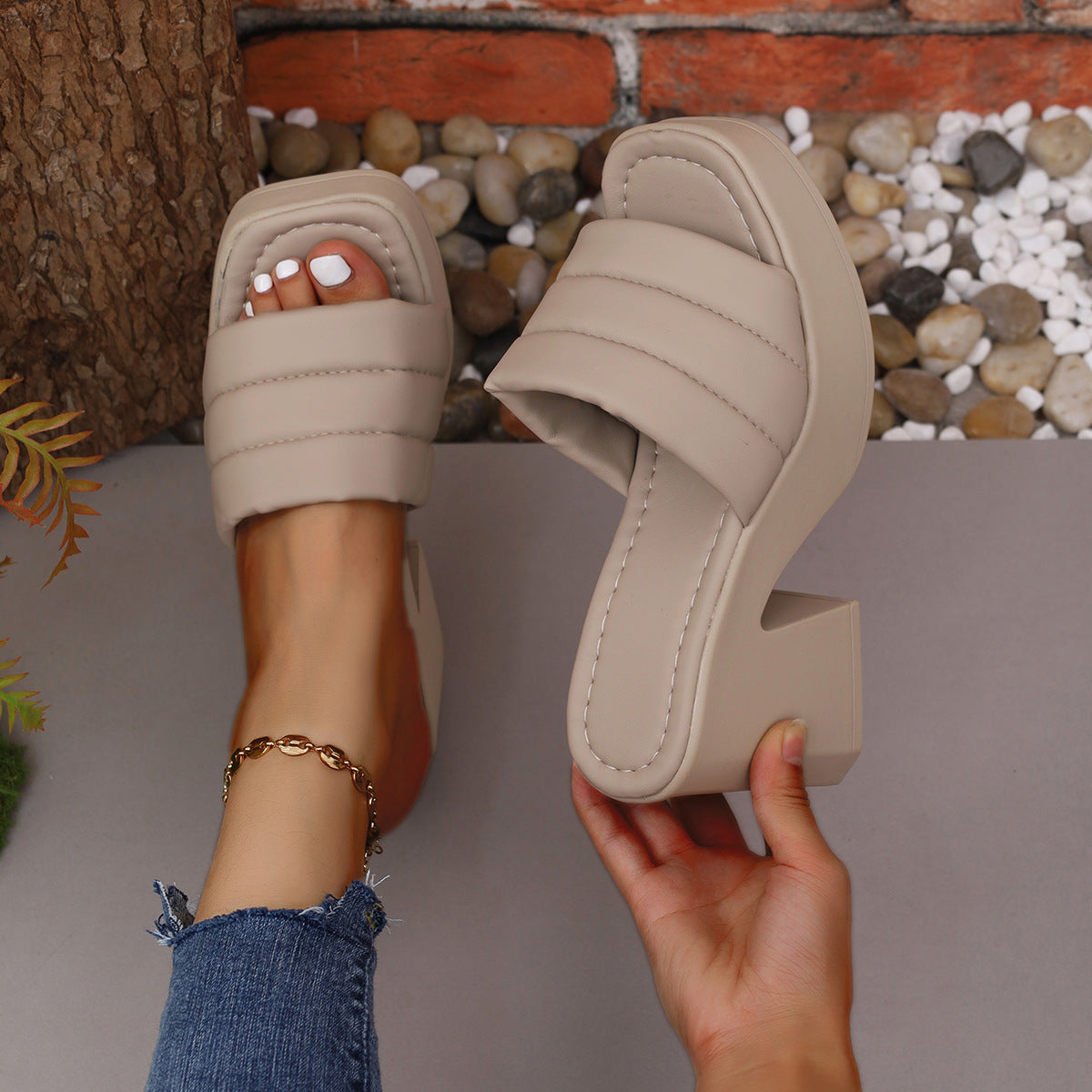 Minimal Strappy Sandals