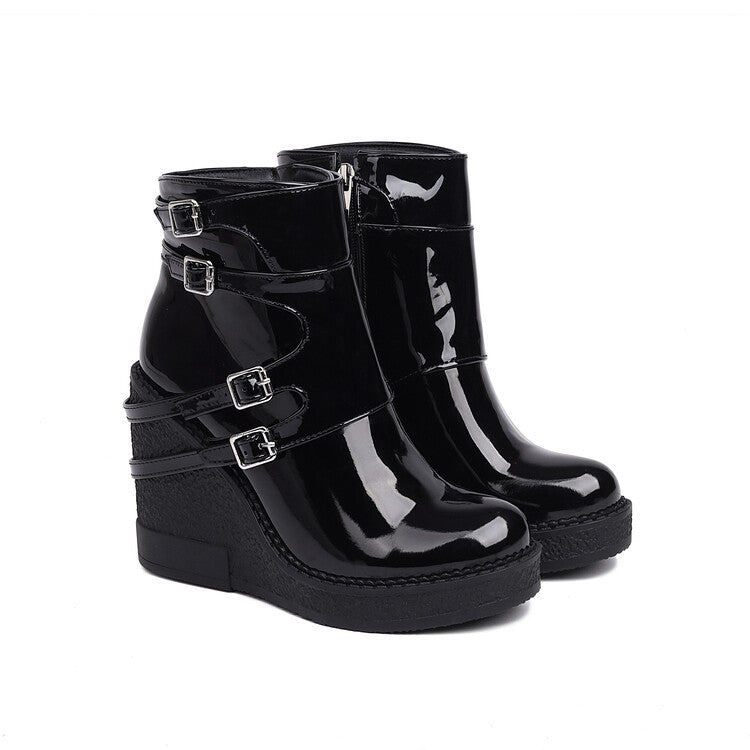 Relaxed Lug-Sole Boots