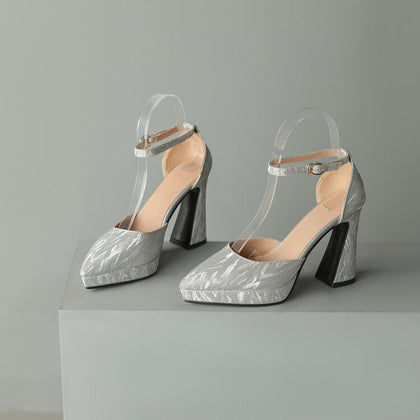 Relaxed Wedge Sandals