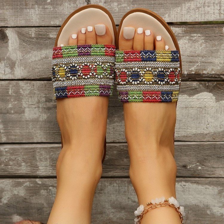 Warm Raffia Sandals