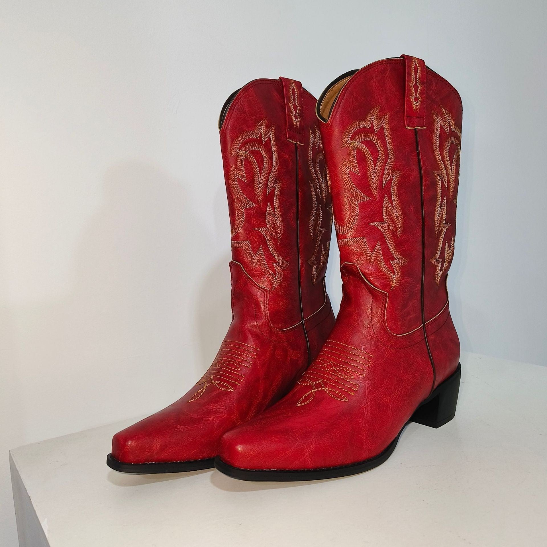 Warm Pointed Boots