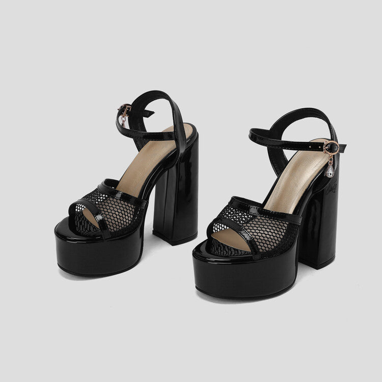 Light Thong Sandals