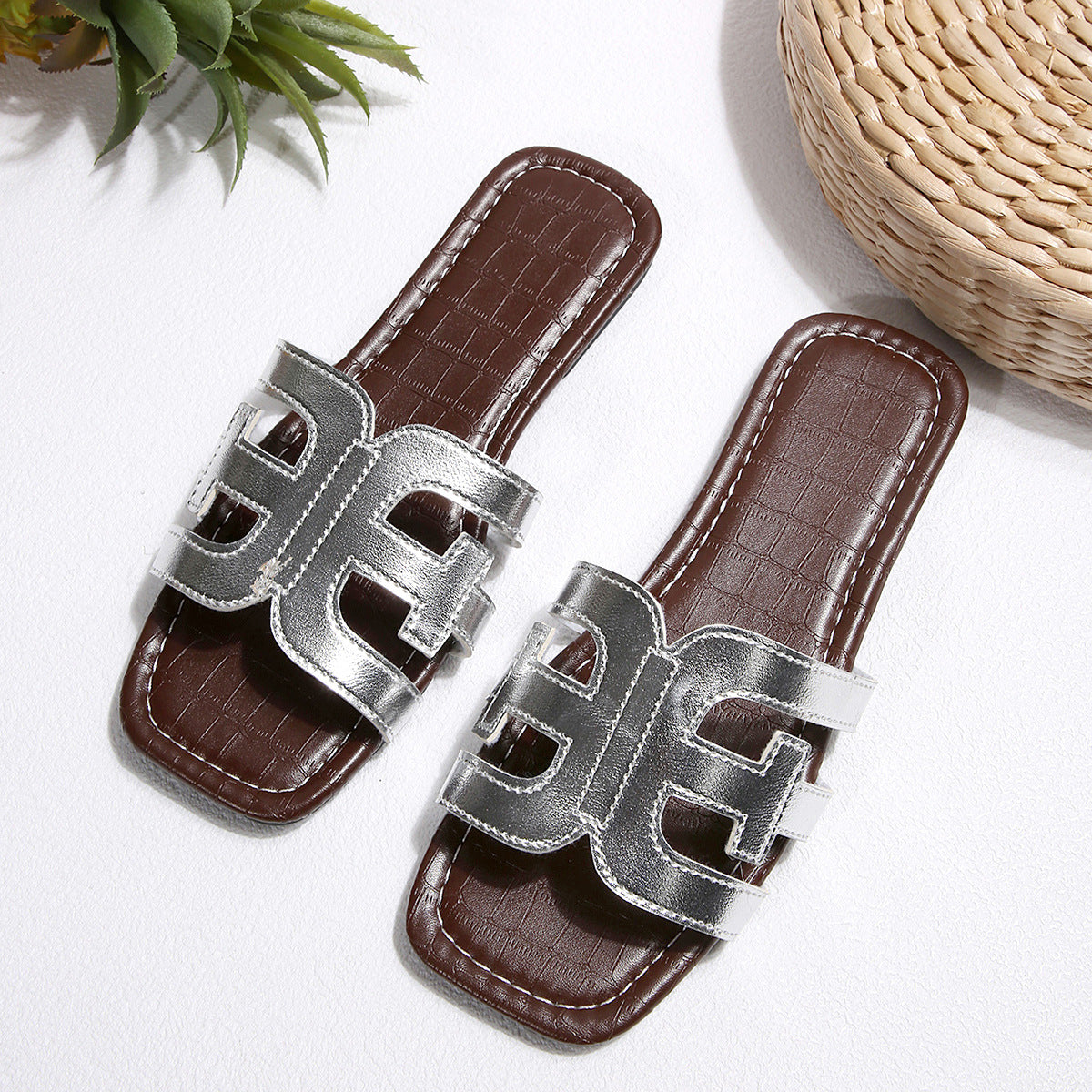 Daily Minimal Sandals