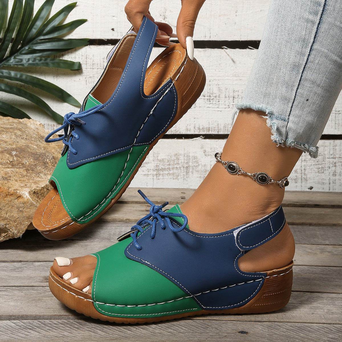 Daily Raffia Sandals